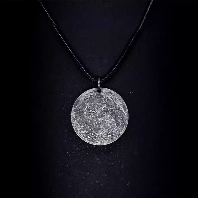 Men Accessories Ethnic - Pendentif lune de Style ethnique pour