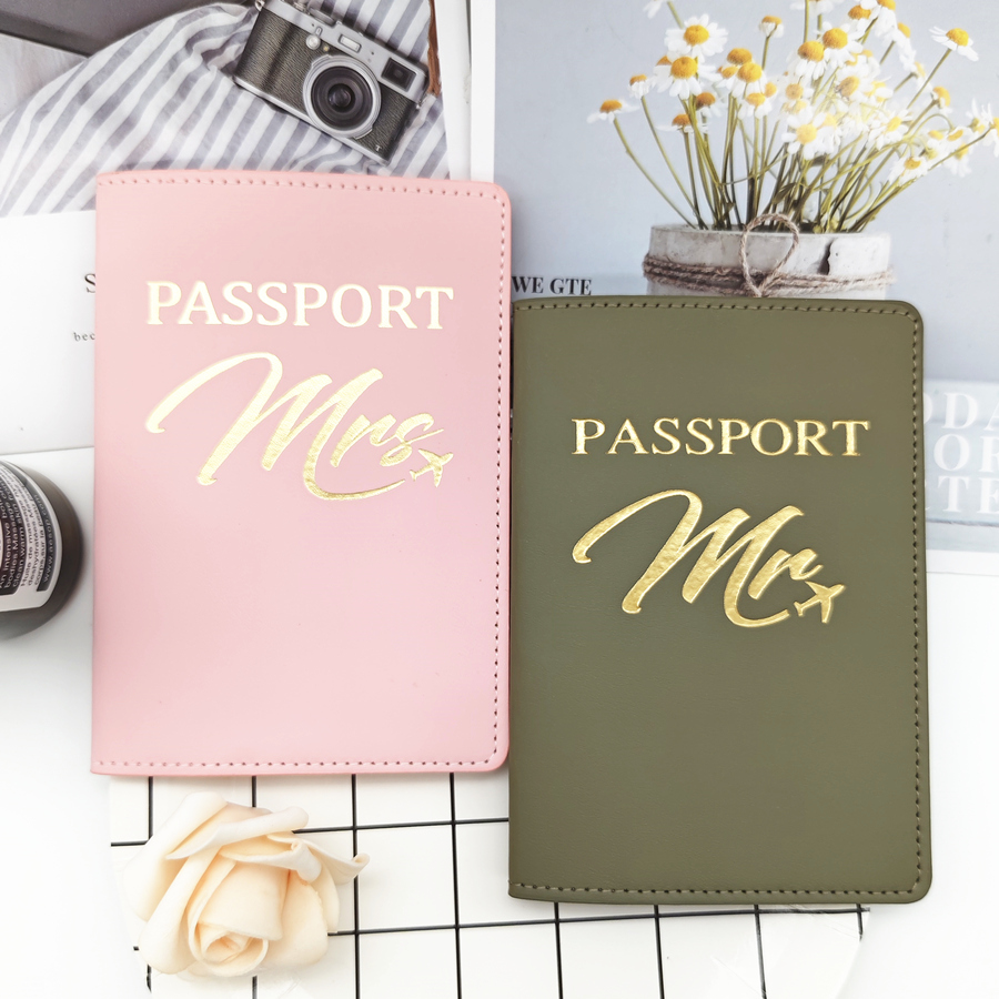 Men Accessories Kit - Ensemble de 2 Porte-Passeports en Cuir